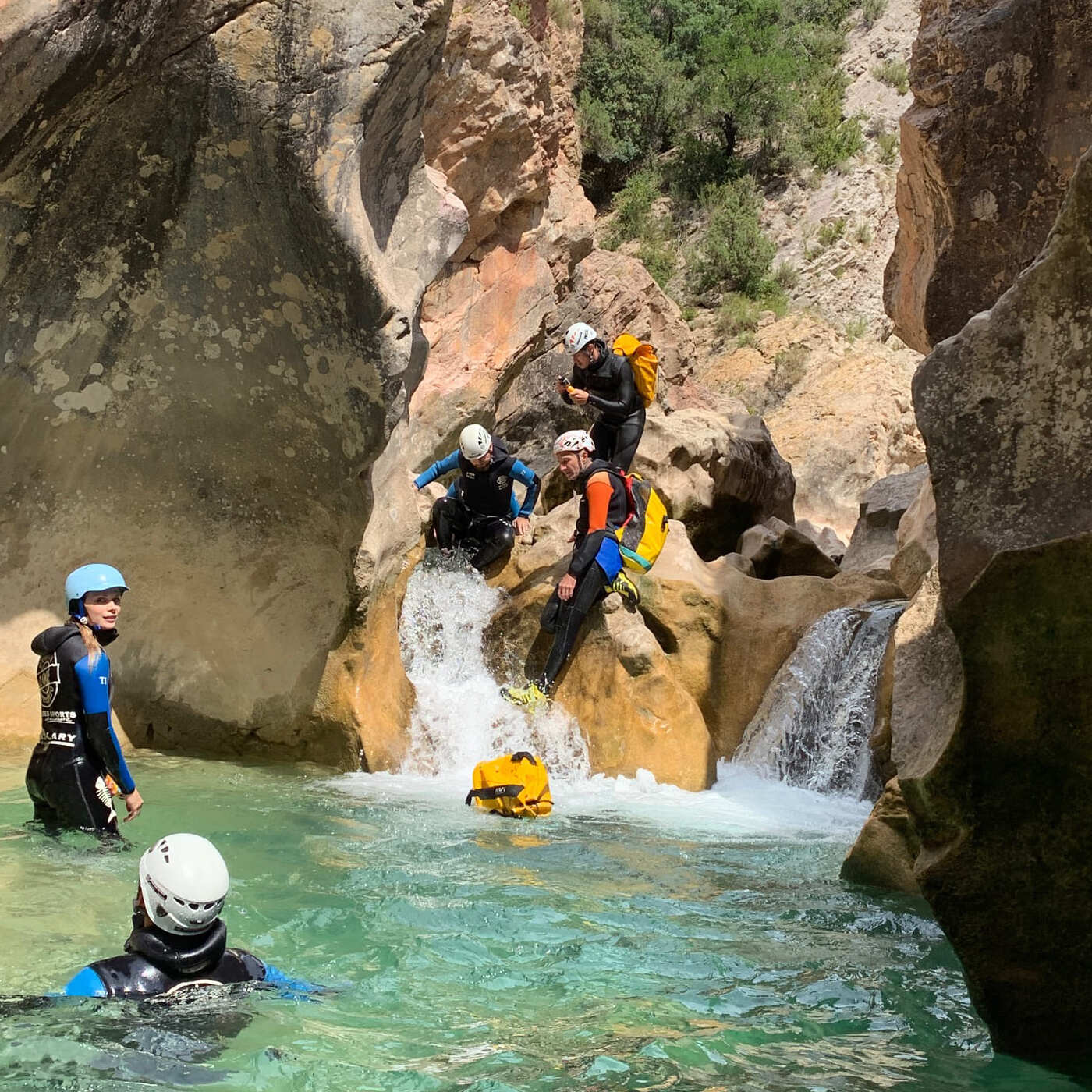 Activité canyoning dans le Mont_perdu proche de St-Lary